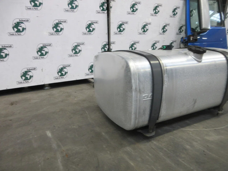 DAF 1681816 // 340 LITER DAF LF 210 EURO 6 MODEL 2020 - Топливный бак для Грузовиков: фото 3 DAF 1681816 // 340 LITER DAF LF 210 EURO 6 MODEL 2020 - Топливный бак для Грузовиков: фото 3