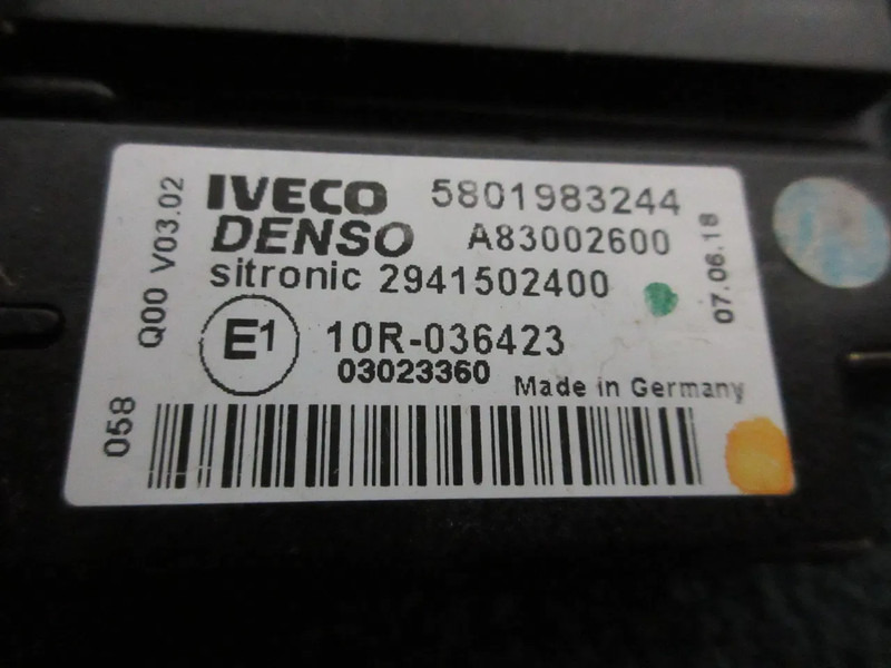 Iveco 5801983244 KACHEL BEDIENING IVECO HI WAY EURO 6 - Электрическая система для Грузовиков: фото 5 Iveco 5801983244 KACHEL BEDIENING IVECO HI WAY EURO 6 - Электрическая система для Грузовиков: фото 5