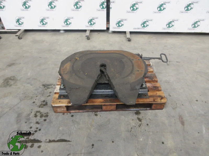 MAN 81.42710-6302 // JSK 37C-150-1Z9 // 81.42715-0037 81.42710-6302 // JSK 37C-150-1Z9 // 81.42715-0037 MAN 18.430 TGS 2023 - Седло для Грузовиков: фото 1 MAN 81.42710-6302 // JSK 37C-150-1Z9 // 81.42715-0037 81.42710-6302 // JSK 37C-150-1Z9 // 81.42715-0037 MAN 18.430 TGS 2023 - Седло для Грузовиков: фото 1