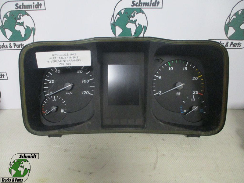 Mercedes-Benz A 008 446 46 21 Instrumentenpaneel - Приборная панель для Грузовиков: фото 1 Mercedes-Benz A 008 446 46 21 Instrumentenpaneel - Приборная панель для Грузовиков: фото 1