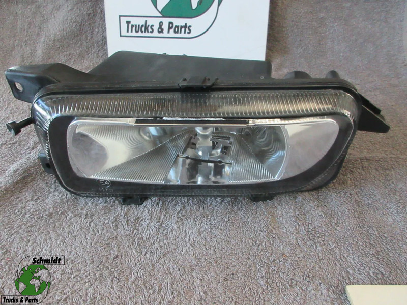 Mercedes-Benz A 943 820 00 56 // A 943 820 75 56 MISTLAMP NIEUWE LINKS MP3 1844 - Противотуманная фара для Грузовиков: фото 1 Mercedes-Benz A 943 820 00 56 // A 943 820 75 56 MISTLAMP NIEUWE LINKS MP3 1844 - Противотуманная фара для Грузовиков: фото 1