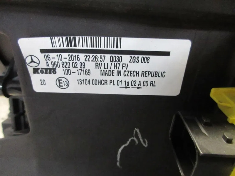Передняя фара для Грузовиков Mercedes-Benz A 960 820 02 39 KOPLAMP MERCEDES 1845 MP4 EURO 6 LINKS: фото 6