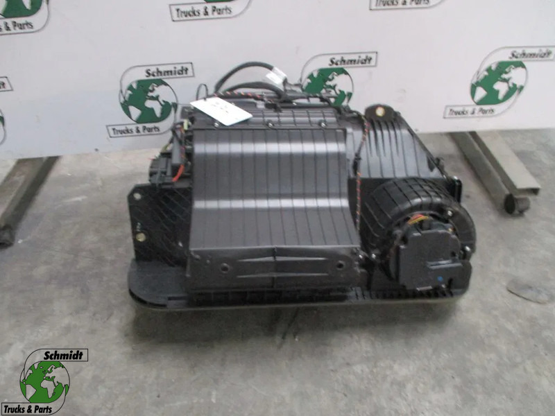 Mercedes-Benz A 960 830 22 60 KACHEL HUIS MP 4 EURO 6 - Отопление/ Вентиляция для Грузовиков: фото 1 Mercedes-Benz A 960 830 22 60 KACHEL HUIS MP 4 EURO 6 - Отопление/ Вентиляция для Грузовиков: фото 1