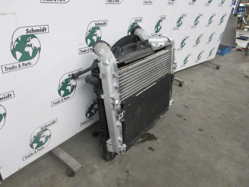 Scania 1769999/1847233/ RADIATEUR INTERCOOLER SCANIA P270 EURO 5 - Радиатор для Грузовиков: фото 2 Scania 1769999/1847233/ RADIATEUR INTERCOOLER SCANIA P270 EURO 5 - Радиатор для Грузовиков: фото 2