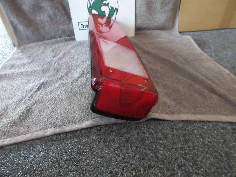 Volvo 20802346//20802350 ACHTER LAMP VOLVO & RENAULT EURO 5 / 6 NIEUWE - Задний фонарь для Грузовиков: фото 5 Volvo 20802346//20802350 ACHTER LAMP VOLVO & RENAULT EURO 5 / 6 NIEUWE - Задний фонарь для Грузовиков: фото 5