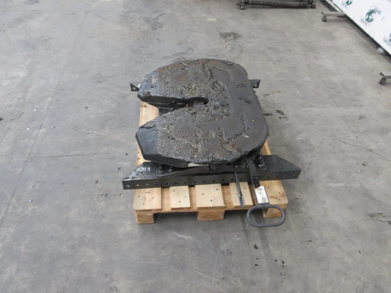 Volvo 21587522 // SAF HOLLAND G50-X D 152,3 U20,0 SK-S 3620 21587522 // SAF HOLLAND G50-X D 152,3 U20,0 SK-S 3620 MODEL 2023 - Седло для Грузовиков: фото 2 Volvo 21587522 // SAF HOLLAND G50-X D 152,3 U20,0 SK-S 3620 21587522 // SAF HOLLAND G50-X D 152,3 U20,0 SK-S 3620 MODEL 2023 - Седло для Грузовиков: фото 2