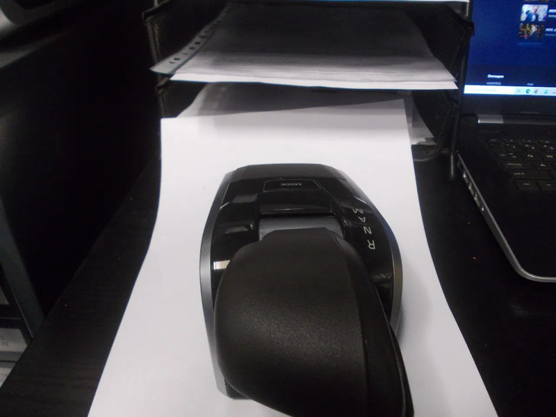 Volvo 22719325 // 21391097 SCHAKELMODULEN VOLVO FM 4 MODEL 2023 - Электрическая система для Грузовиков: фото 3 Volvo 22719325 // 21391097 SCHAKELMODULEN VOLVO FM 4 MODEL 2023 - Электрическая система для Грузовиков: фото 3