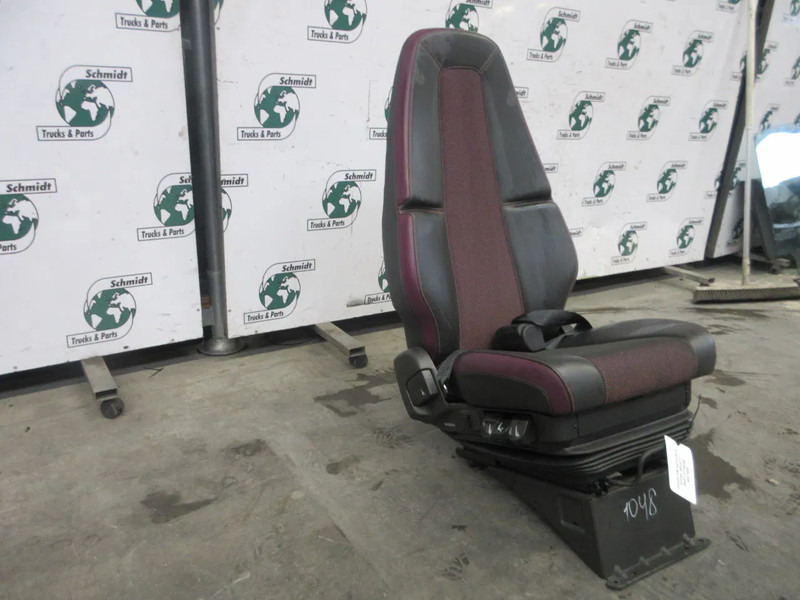 Сиденье для Грузовиков Volvo 23766412 // 23764396 STOELEN SET LUCHTGEVEERT R+L FM MODEL 2023: фото 8 Сиденье для Грузовиков Volvo 23766412 // 23764396 STOELEN SET LUCHTGEVEERT R+L FM MODEL 2023: фото 8