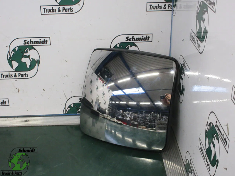 Volvo 82356824 SPIEGEL VOLVO FM 330 EURO 6 - Зеркало заднего вида для Грузовиков: фото 1 Volvo 82356824 SPIEGEL VOLVO FM 330 EURO 6 - Зеркало заднего вида для Грузовиков: фото 1