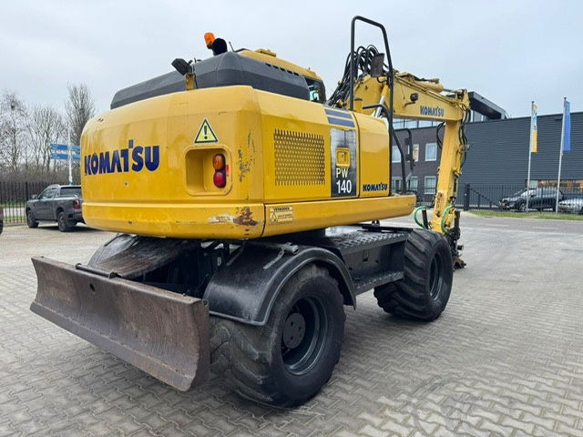 Komatsu PW140-7 Rototilt - Колёсный экскаватор: фото 4 Komatsu PW140-7 Rototilt - Колёсный экскаватор: фото 4