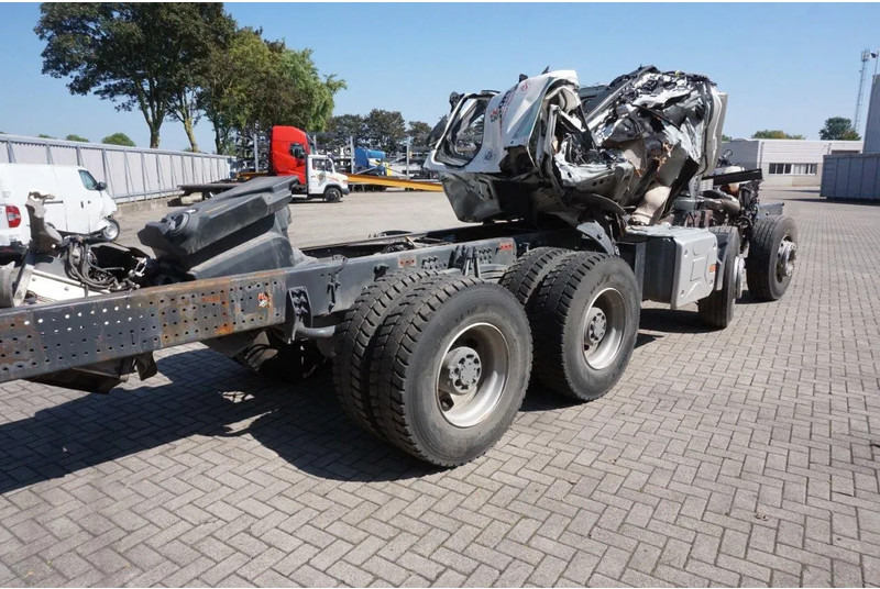 Renault C460 / 8X4 / BIG AXLE / FULL STEEL / 2 X LENKACHSE / EURO-6 / 2022 - Грузовик-шасси: фото 4 Renault C460 / 8X4 / BIG AXLE / FULL STEEL / 2 X LENKACHSE / EURO-6 / 2022 - Грузовик-шасси: фото 4
