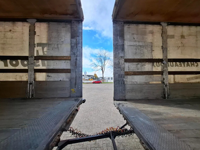 Тентованный грузовик Renault T480 COMFORT / DOUBLE TANK / TIR LINE / TUV:30-03-2026 / THROUGH LOADING SYSTEM / LWDS / AUTOMATIC / EURO-6 / 2017: фото 20 Тентованный грузовик Renault T480 COMFORT / DOUBLE TANK / TIR LINE / TUV:30-03-2026 / THROUGH LOADING SYSTEM / LWDS / AUTOMATIC / EURO-6 / 2017: фото 20