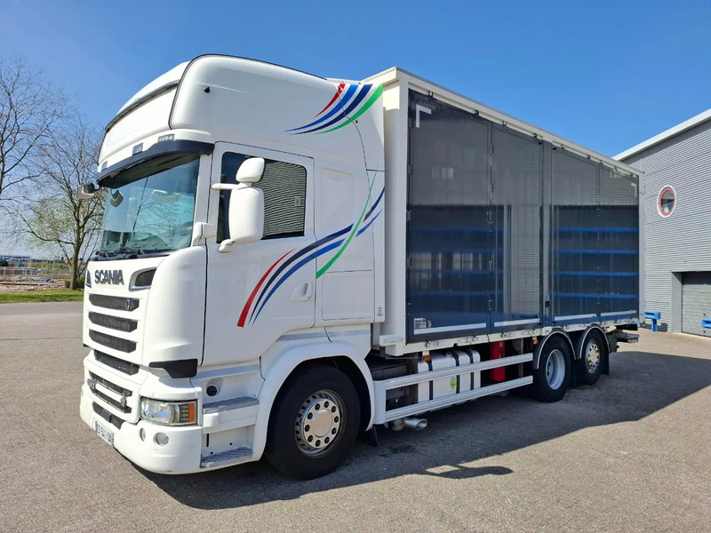 Scania R580 V8 / RETARDER / DOUBLE TANK / PARKCOOL / FULL-AIR / 2SIDE OPEN / PLATFORM 1500 KG / TUV:20-10-2025 / NAVI / LWDS / FRIDGE / - Грузовик с закрытым кузовом: фото 1 Scania R580 V8 / RETARDER / DOUBLE TANK / PARKCOOL / FULL-AIR / 2SIDE OPEN / PLATFORM 1500 KG / TUV:20-10-2025 / NAVI / LWDS / FRIDGE / - Грузовик с закрытым кузовом: фото 1