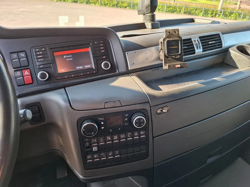 Тягач MAN TGX 18.440 / MEGA / NL TRUCK / TUV:12-02-2026 / DOUBLE TANK / PARKCOOL / ACC / LWDS / FRIDGE / 2XBED / AUTOMATIC / EURO-6 / 2016: фото 17