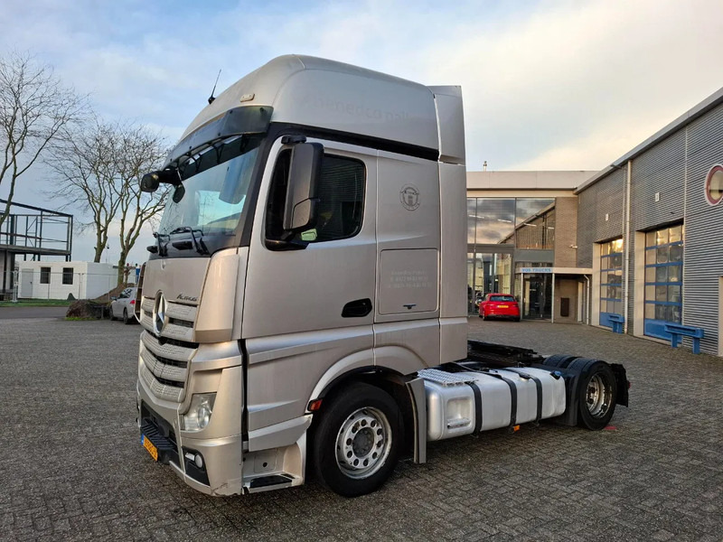 Mercedes-Benz Actros 1842 / NL TRUCK / MEGA / TUV:12-02-2026 / GIGASPACE / ONLY:526303 KM / SMART TACHO / AUTOMATIC / EURO-6 / 2012 - Тягач: фото 1 Mercedes-Benz Actros 1842 / NL TRUCK / MEGA / TUV:12-02-2026 / GIGASPACE / ONLY:526303 KM / SMART TACHO / AUTOMATIC / EURO-6 / 2012 - Тягач: фото 1