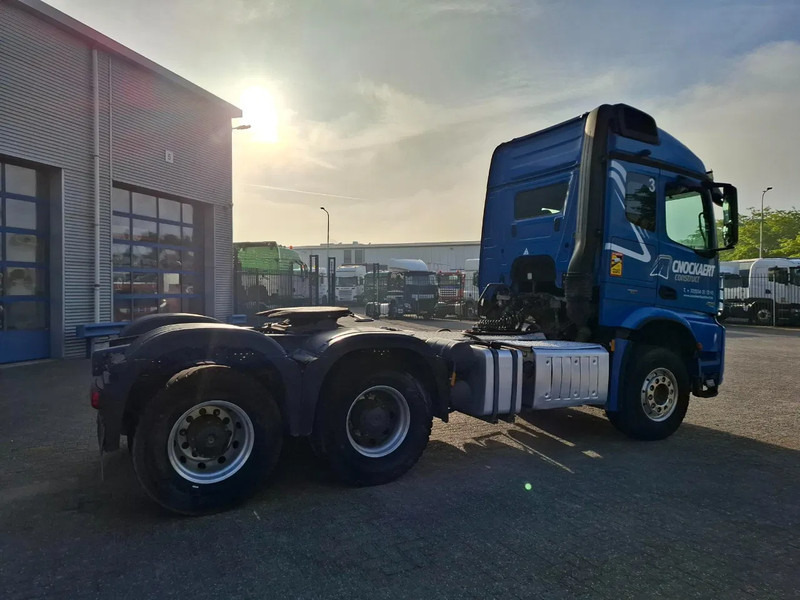 Mercedes-Benz Arocs 2851 / 6X4 / HYDRAULICS / BIG AXLE / ALCOA / AIRCO / AUTOMATIC / EURO-6 / 2015 - Тягач: фото 5 Mercedes-Benz Arocs 2851 / 6X4 / HYDRAULICS / BIG AXLE / ALCOA / AIRCO / AUTOMATIC / EURO-6 / 2015 - Тягач: фото 5
