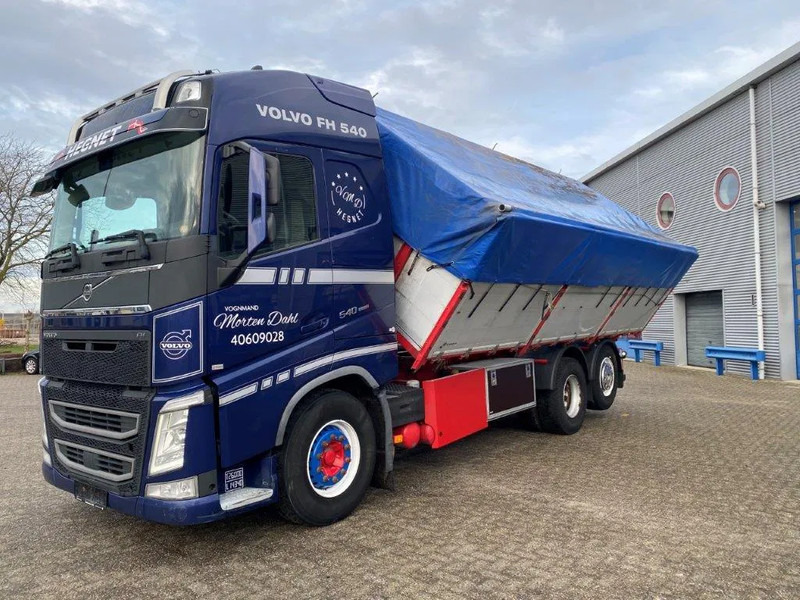 Volvo FH4-540 / VEB+ / ACC / LWDS / 3SIDE TIPPER / DYNAMIC STEERING / LEATHER / FULL-AIR / AUTOMATIC / EURO-6 / 2017 - Самосвал: фото 2 Volvo FH4-540 / VEB+ / ACC / LWDS / 3SIDE TIPPER / DYNAMIC STEERING / LEATHER / FULL-AIR / AUTOMATIC / EURO-6 / 2017 - Самосвал: фото 2