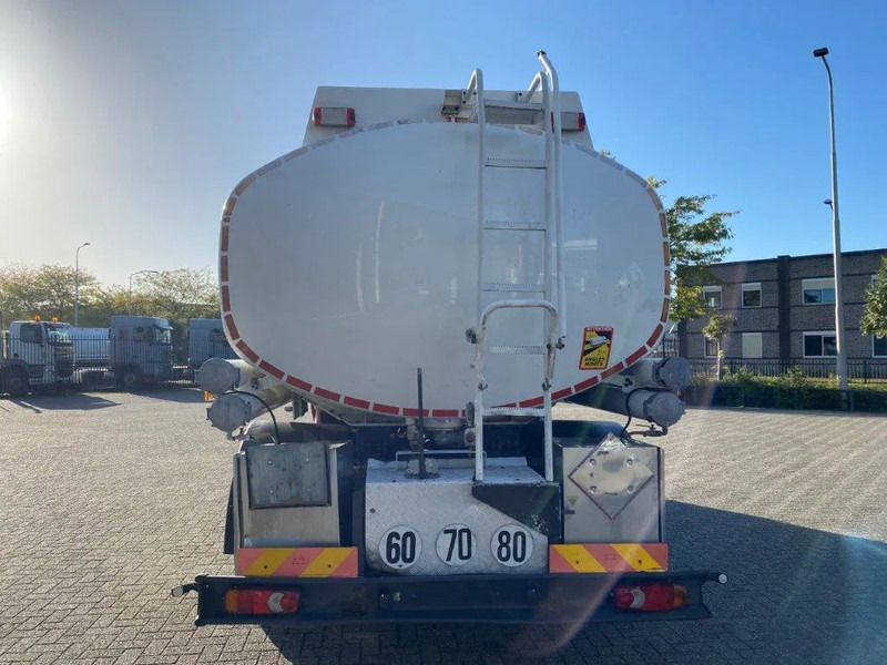Volvo FL7-290 / 5 COMPARTIMENTS / 13000 LITER TOTAL / PUMP / AUTOMATIC / EURO-5 / 2009 - Грузовик-цистерна: фото 4 Volvo FL7-290 / 5 COMPARTIMENTS / 13000 LITER TOTAL / PUMP / AUTOMATIC / EURO-5 / 2009 - Грузовик-цистерна: фото 4