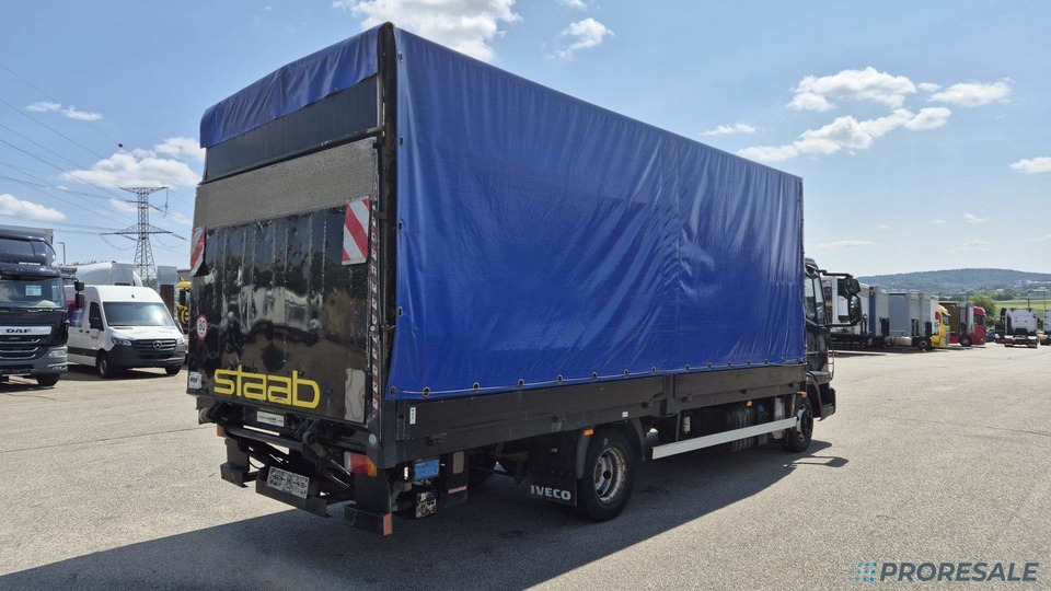 IVECO EUROCARGO ML 75E18 - valník s plachtou + zvedací čelo 1 t - Тентованный грузовик: фото 3 IVECO EUROCARGO ML 75E18 - valník s plachtou + zvedací čelo 1 t - Тентованный грузовик: фото 3