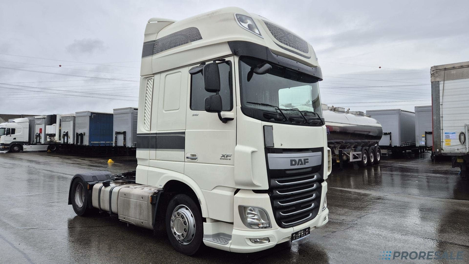 DAF XF 510 FT LOW DECK SSC EURO 6 - Тягач: фото 1 DAF XF 510 FT LOW DECK SSC EURO 6 - Тягач: фото 1