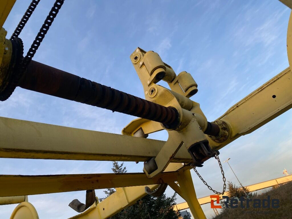 Строительное оборудование 20 ‘’ plattform med lagertrommel og svingkrans: фото 8 Строительное оборудование 20 ‘’ plattform med lagertrommel og svingkrans: фото 8