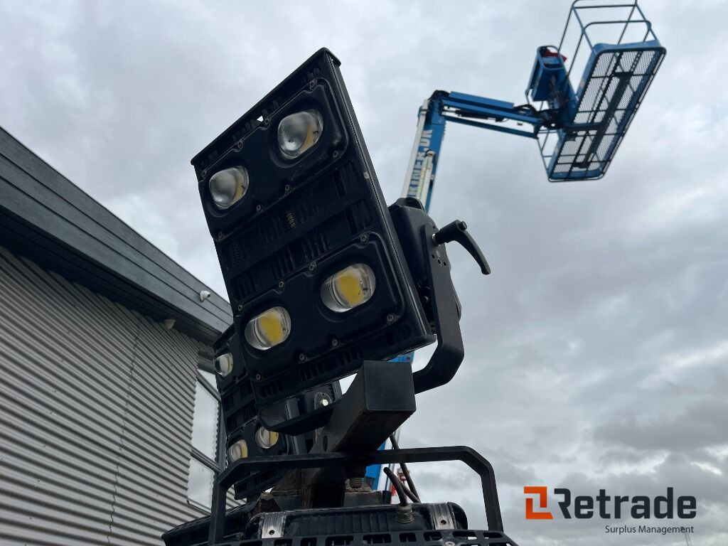 Belysning Atlas Copco QLB 60 Lys tårn teleskop - Строительное оборудование: фото 5 Belysning Atlas Copco QLB 60 Lys tårn teleskop - Строительное оборудование: фото 5