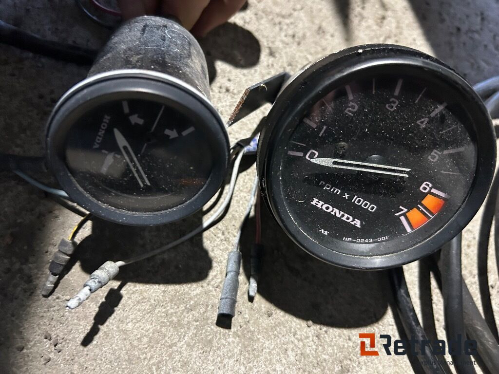 Другая техника 2002 Båtmotor Honda 130 hk Four Stroke: фото 14 Другая техника 2002 Båtmotor Honda 130 hk Four Stroke: фото 14