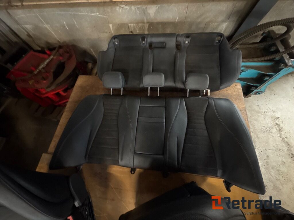 Mercedes Benz Dellæder - Легковой автомобиль: фото 4 Mercedes Benz Dellæder - Легковой автомобиль: фото 4