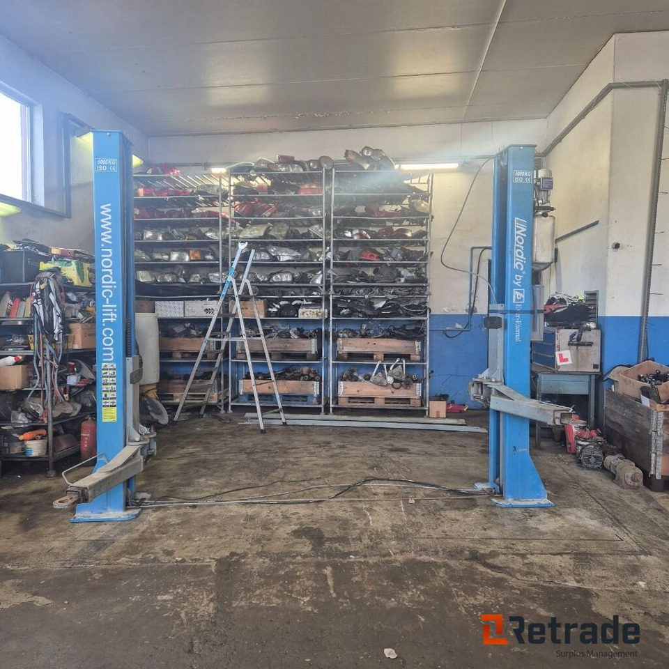 NORDIC 5tonn hydraulisk løftebukk - Оборудование для гаражей/ Мастерских: фото 1 NORDIC 5tonn hydraulisk løftebukk - Оборудование для гаражей/ Мастерских: фото 1