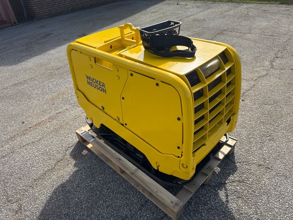 Pladevibrator Wacker Neuson Dpu80 R Remote - Виброплита: фото 4 Pladevibrator Wacker Neuson Dpu80 R Remote - Виброплита: фото 4