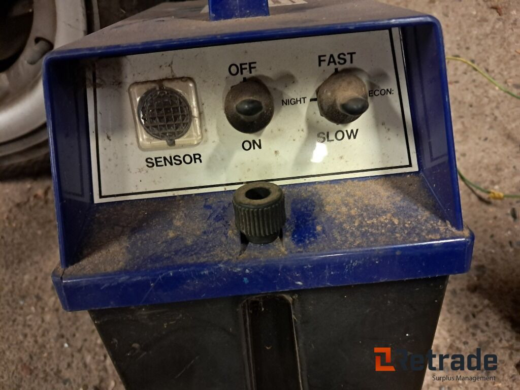 1000 m Elhegn med hegnsapparat fra Electric Shepherd ESB 125 - Сельскохозяйственная техника: фото 5 1000 m Elhegn med hegnsapparat fra Electric Shepherd ESB 125 - Сельскохозяйственная техника: фото 5