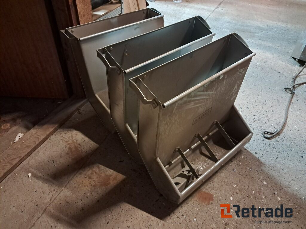 Foderautomater 3 stk Aadal - Сельскохозяйственная техника: фото 1 Foderautomater 3 stk Aadal - Сельскохозяйственная техника: фото 1