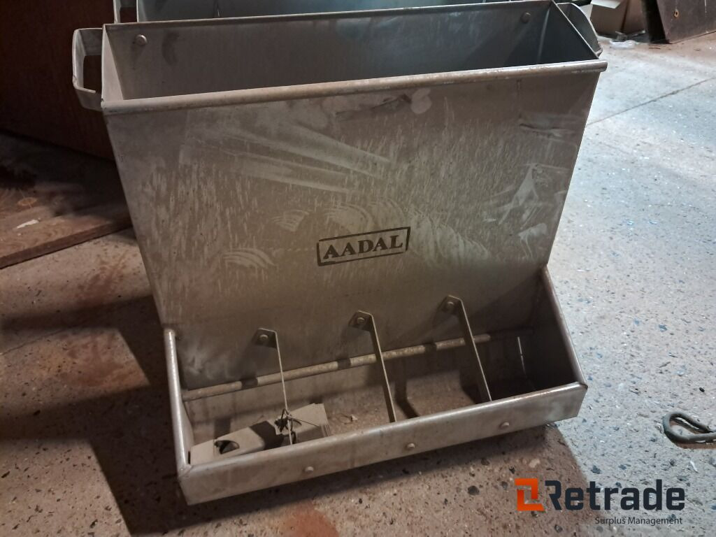 Foderautomater 3 stk Aadal - Сельскохозяйственная техника: фото 2 Foderautomater 3 stk Aadal - Сельскохозяйственная техника: фото 2