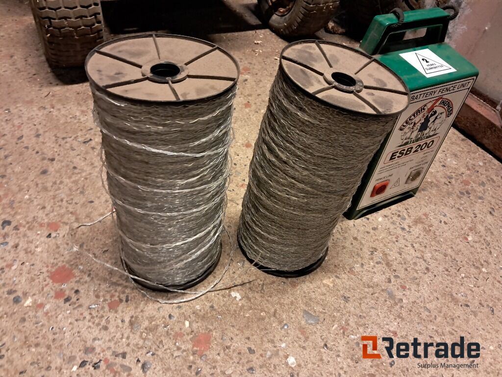 Hegnsapparat fra Electric Shepherd + 1000 m hegn ESB 200 - Сельскохозяйственная техника: фото 2 Hegnsapparat fra Electric Shepherd + 1000 m hegn ESB 200 - Сельскохозяйственная техника: фото 2