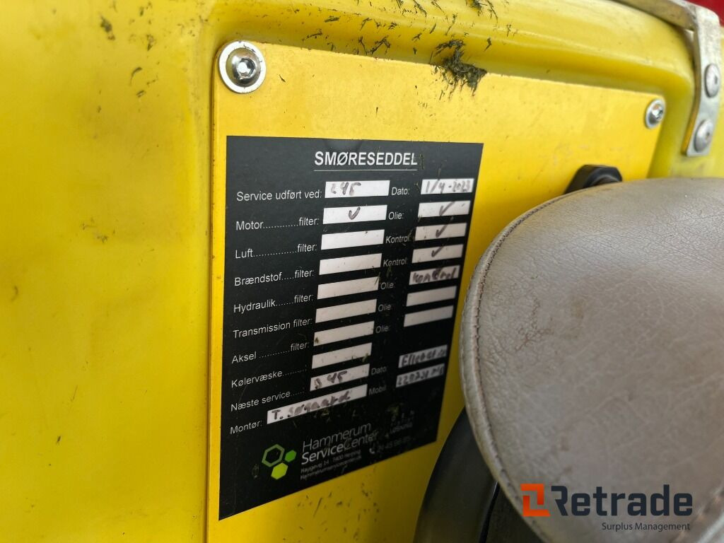 Сельскохозяйственная техника Plæne- og parkmaskiner GINNI FERRARI GF 630 I.I Plænetraktor: фото 15 Сельскохозяйственная техника Plæne- og parkmaskiner GINNI FERRARI GF 630 I.I Plænetraktor: фото 15