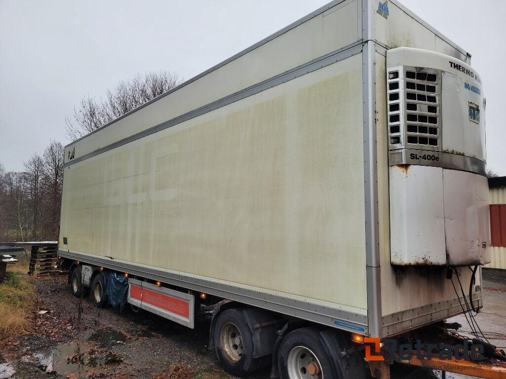 Släp / kylsläp HFR med SKAB dubbelplan skåp 4 axligt - Прицеп-рефрижератор: фото 2 Släp / kylsläp HFR med SKAB dubbelplan skåp 4 axligt - Прицеп-рефрижератор: фото 2