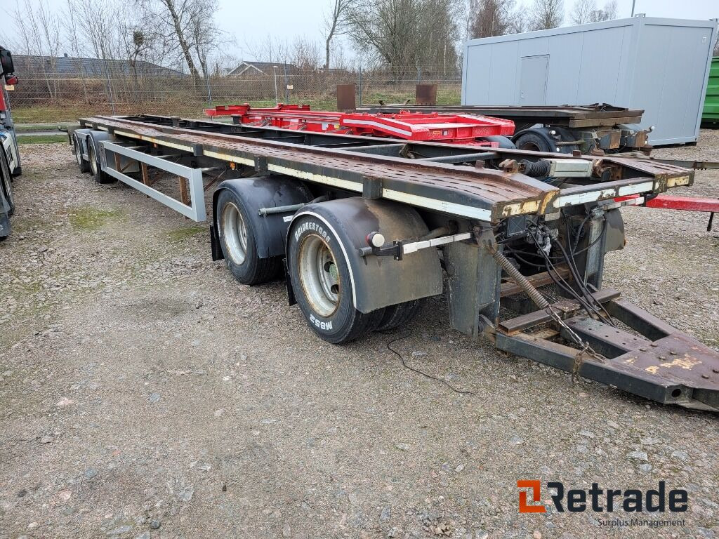 Slp 4 axligt lastväxlarsläp kombisläp , liftdumper 38-tons - Прицеп мультилифт/ Бункеровоз: фото 2 Slp 4 axligt lastväxlarsläp kombisläp , liftdumper 38-tons - Прицеп мультилифт/ Бункеровоз: фото 2