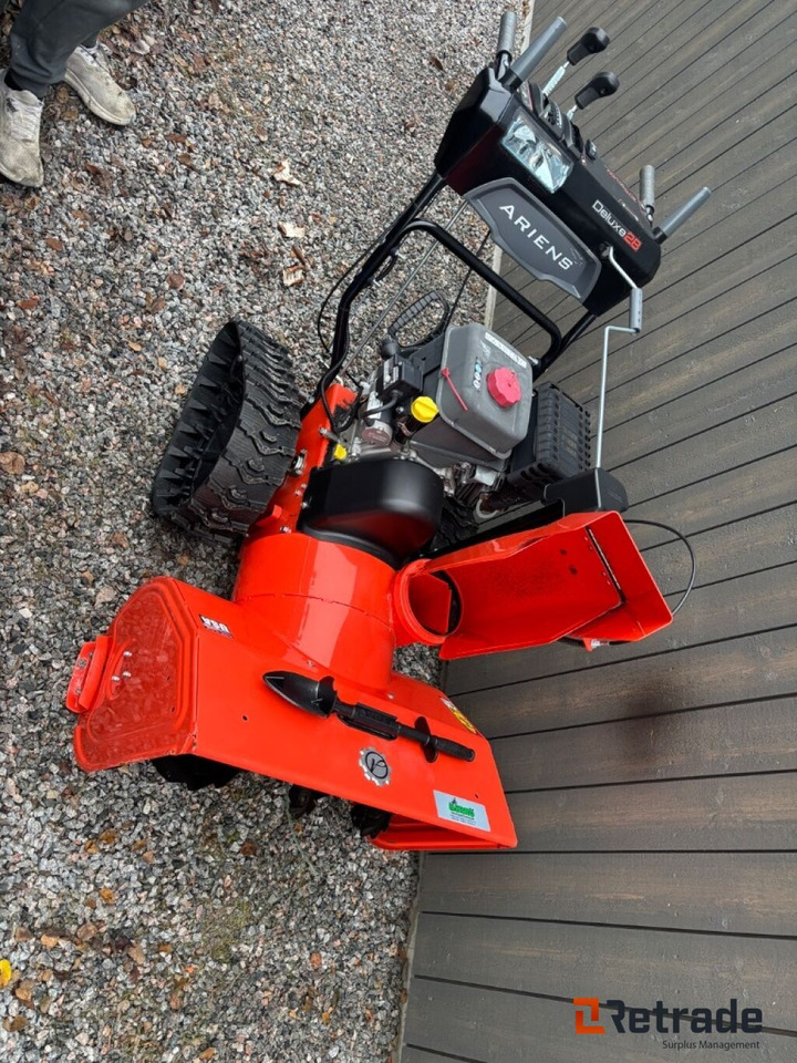 Snöslunga Aries ST28DLET Deluxe TRK - Строительное оборудование: фото 4 Snöslunga Aries ST28DLET Deluxe TRK - Строительное оборудование: фото 4