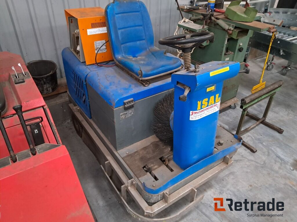 Fejemaskine ISAL 110 E - Строительная техника: фото 1 Fejemaskine ISAL 110 E - Строительная техника: фото 1