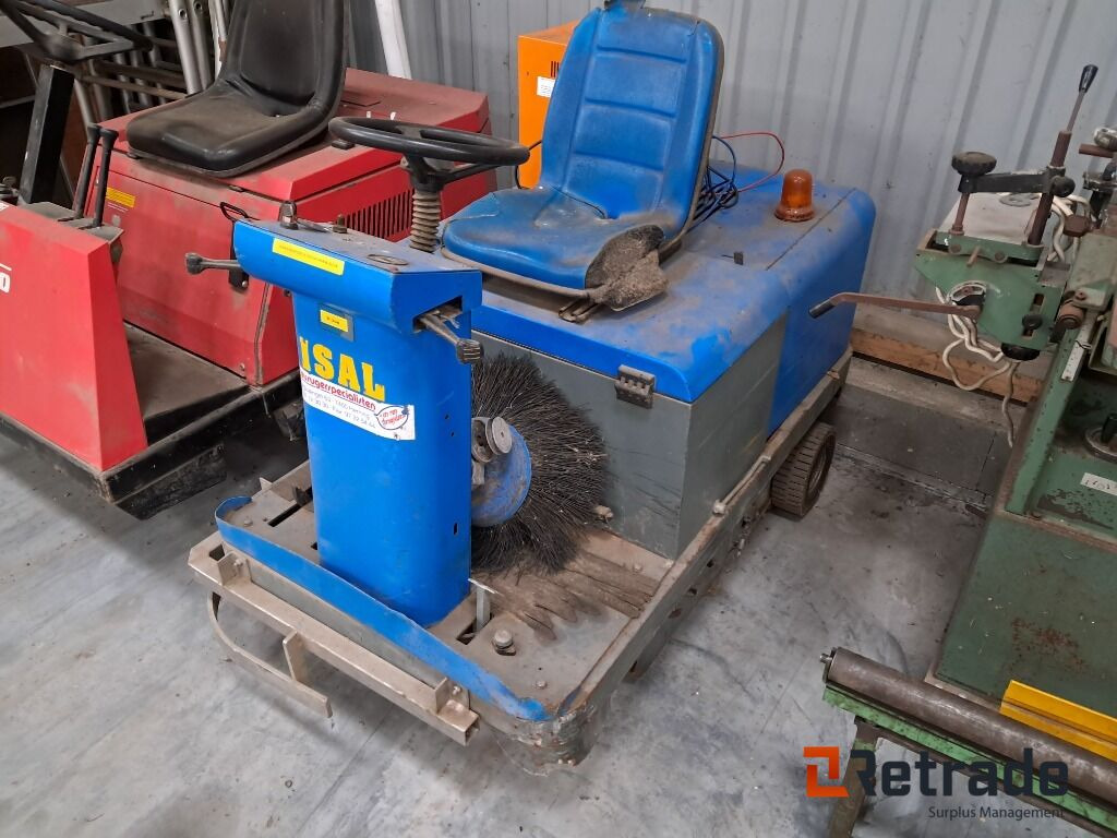 Fejemaskine ISAL 110 E - Строительная техника: фото 2 Fejemaskine ISAL 110 E - Строительная техника: фото 2