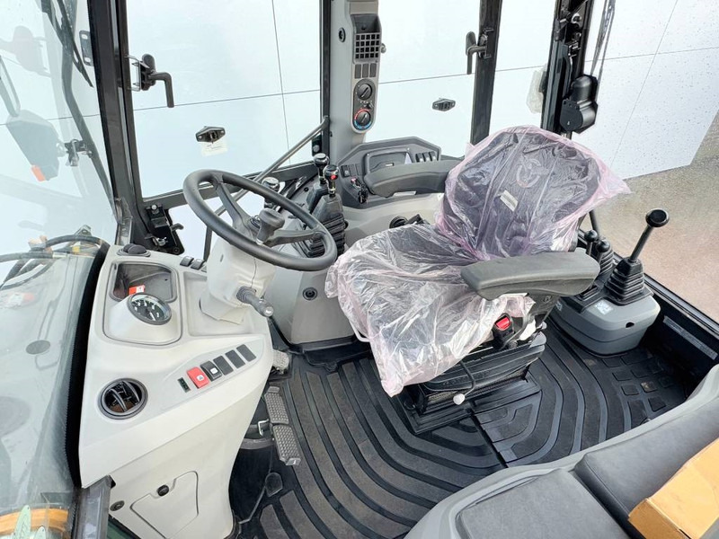 Case 570SV 4WD - 4/1 Bucket / Telescopic Boom / AC - Экскаватор-погрузчик: фото 5 Case 570SV 4WD - 4/1 Bucket / Telescopic Boom / AC - Экскаватор-погрузчик: фото 5