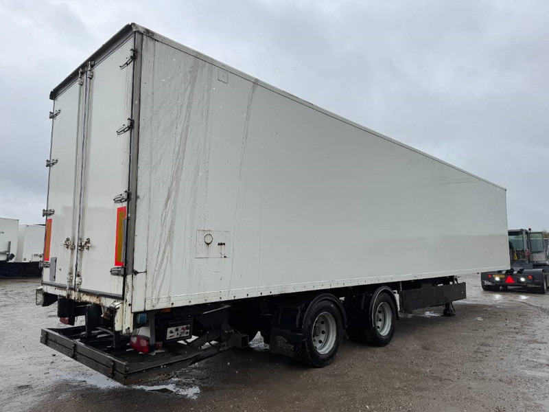 Fruehauf ONCRK 32-220 A - Taillift / Forced Steering - Полуприцеп-фургон: фото 4 Fruehauf ONCRK 32-220 A - Taillift / Forced Steering - Полуприцеп-фургон: фото 4