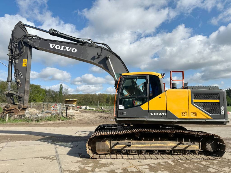 Volvo EC250EL - Dutch Machine / Quick Coupler - Гусеничный экскаватор: фото 1 Volvo EC250EL - Dutch Machine / Quick Coupler - Гусеничный экскаватор: фото 1