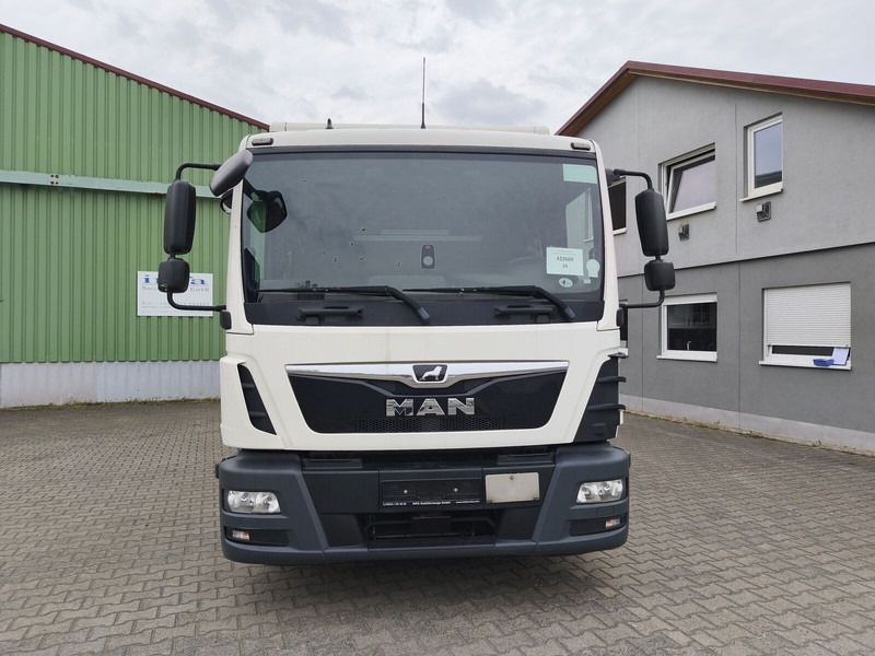 MAN TGL 8.190 - Грузовик с закрытым кузовом: фото 3 MAN TGL 8.190 - Грузовик с закрытым кузовом: фото 3