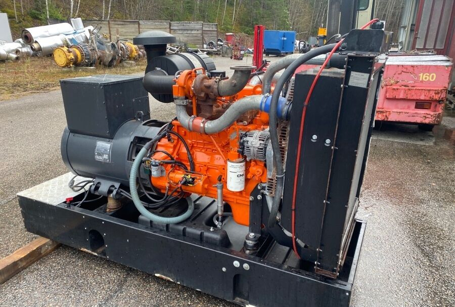 Diversen ECP34 2S4 - Iveco Engine,126kVA,New oils, filters, Mecc Alte ECP34 2S4 - Iveco Engine,126kVA,New oils, filters, Like New - Электрогенератор: фото 2 Diversen ECP34 2S4 - Iveco Engine,126kVA,New oils, filters, Mecc Alte ECP34 2S4 - Iveco Engine,126kVA,New oils, filters, Like New - Электрогенератор: фото 2