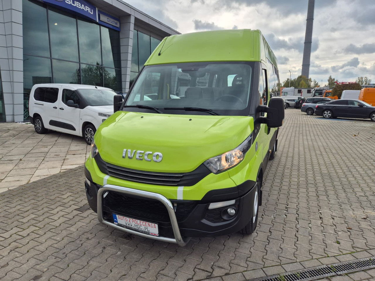 Iveco Daily 35S12 Hi-Matic - Микроавтобус, Пассажирский фургон: фото 2 Iveco Daily 35S12 Hi-Matic - Микроавтобус, Пассажирский фургон: фото 2