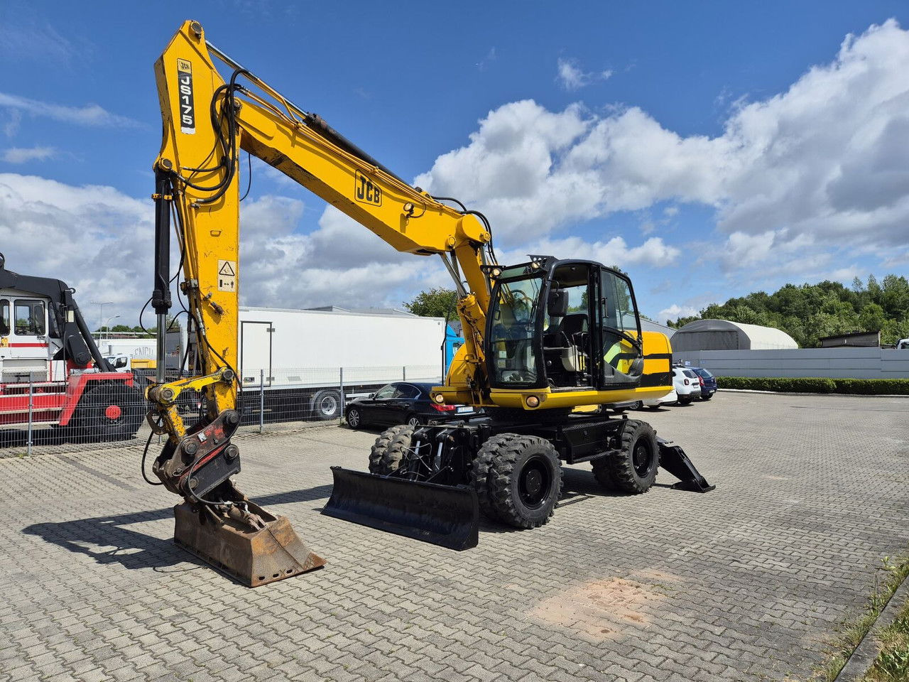JCB JS 175 W / NEW Tire / 1 Owner / Serviced - Колёсный экскаватор: фото 3 JCB JS 175 W / NEW Tire / 1 Owner / Serviced - Колёсный экскаватор: фото 3