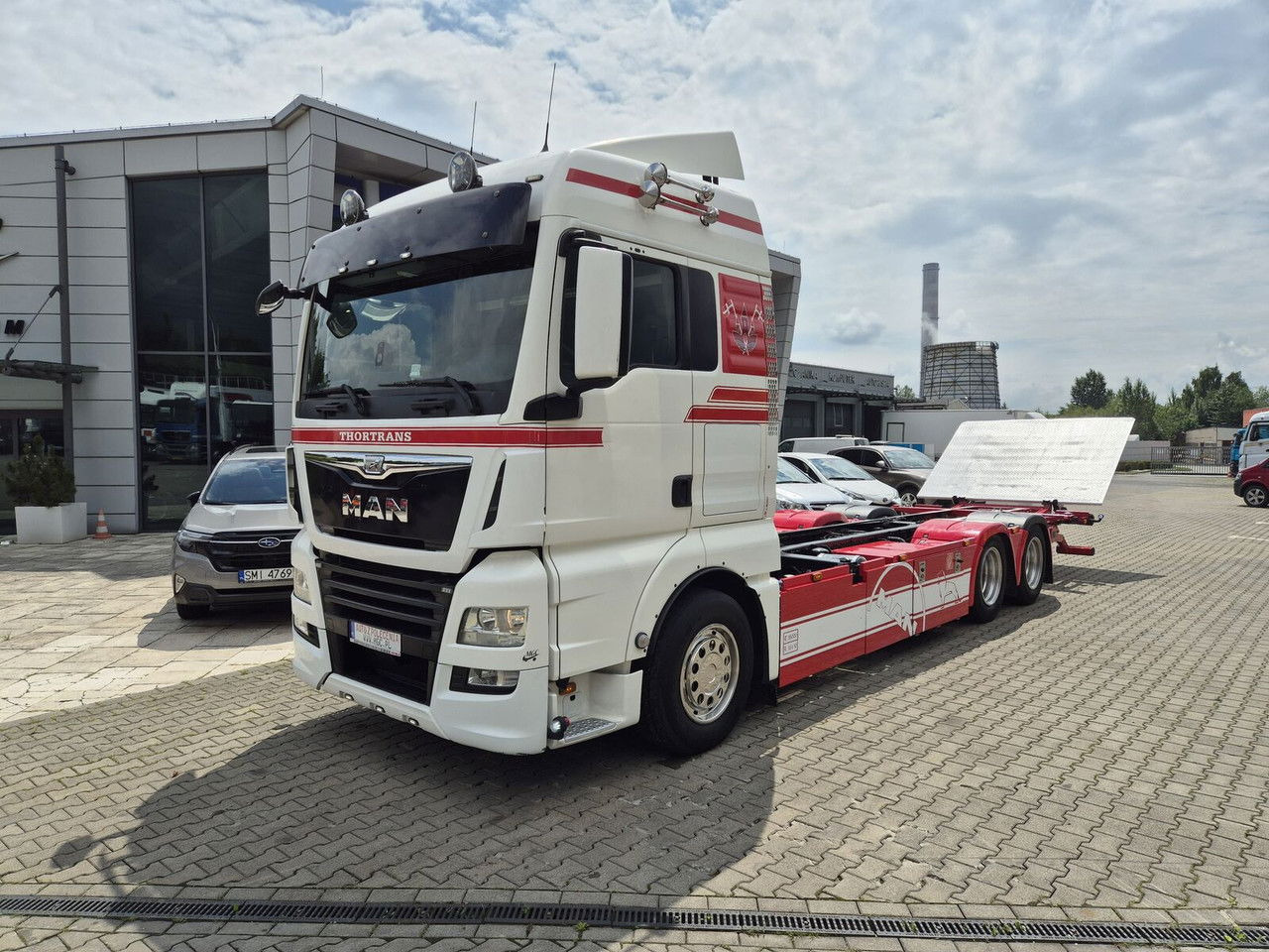 MAN TGX 28 28.420 , 6x2-2 LL / Trailer HFR KM 20 / 1 Owner / E6 /Guaran - Грузовик-контейнеровоз/ Сменный кузов: фото 1 MAN TGX 28 28.420 , 6x2-2 LL / Trailer HFR KM 20 / 1 Owner / E6 /Guaran - Грузовик-контейнеровоз/ Сменный кузов: фото 1