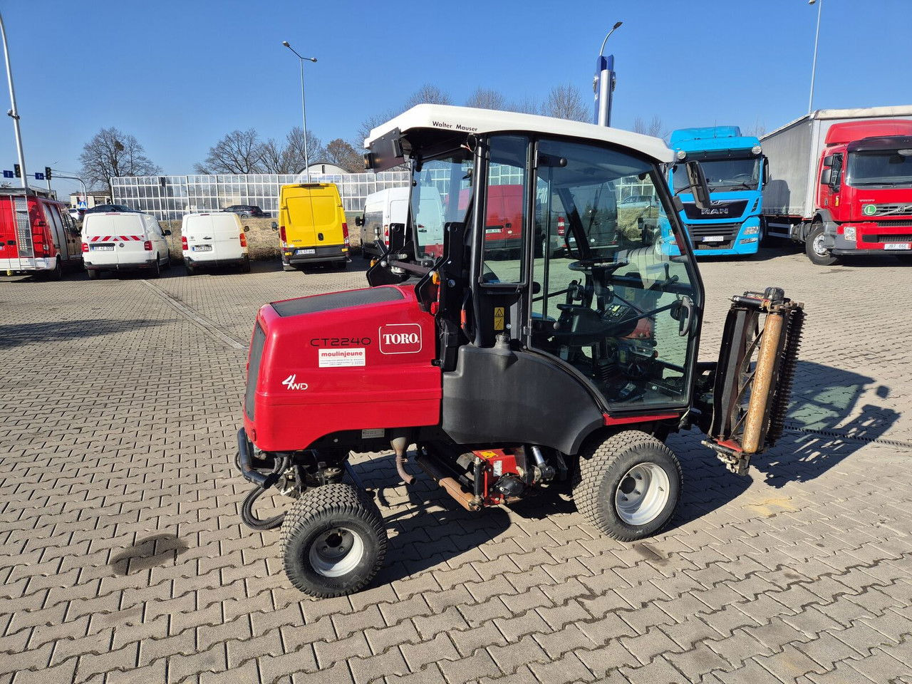 TORO Toro CT2240 / 4WD / Like NEW / Only 1681MTH - Газонокосилка: фото 3 TORO Toro CT2240 / 4WD / Like NEW / Only 1681MTH - Газонокосилка: фото 3