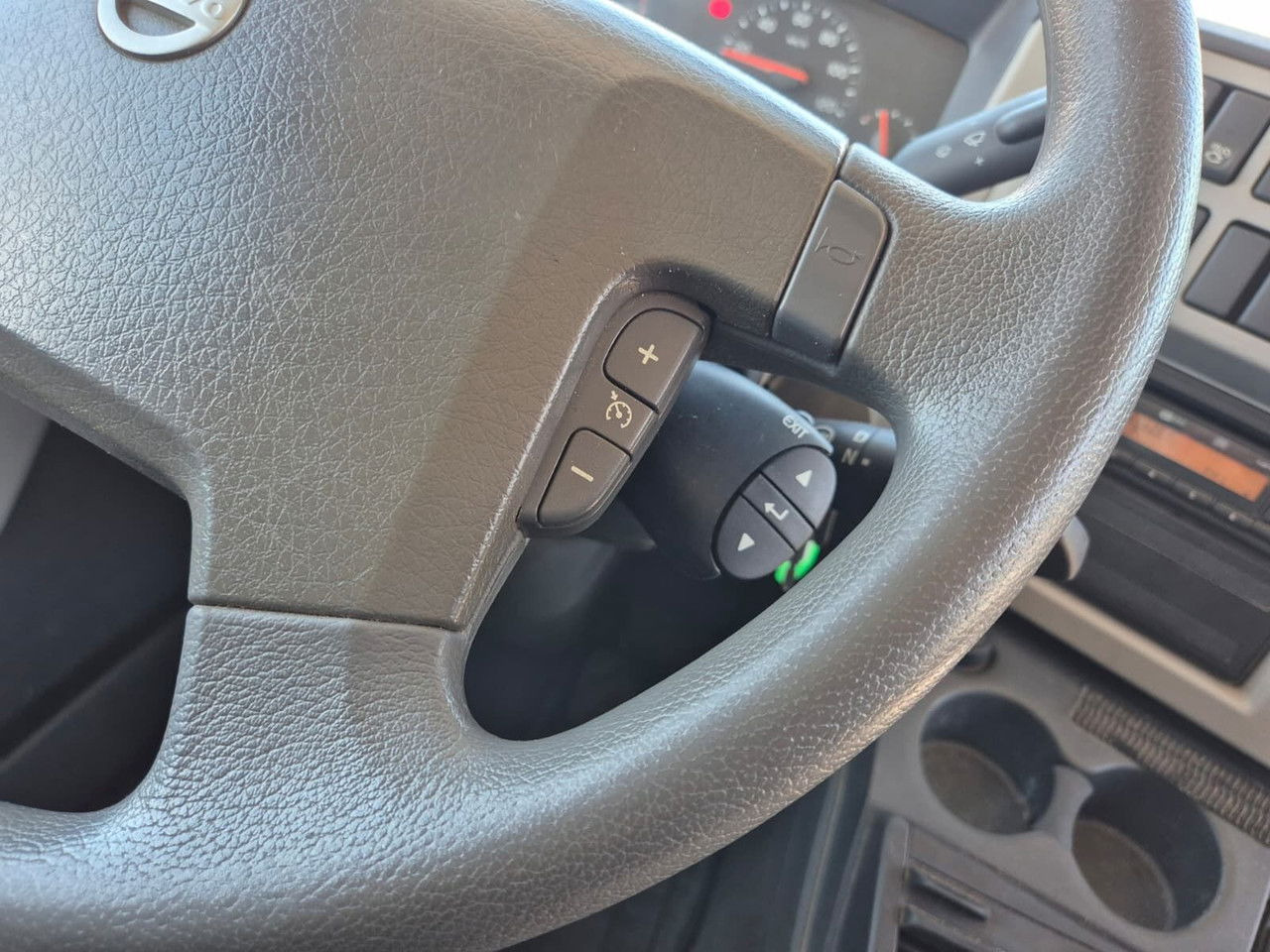 Грузовик бортовой/ Платформа, Автоманипулятор Volvo FL 210 1 Owner / LOW KM / Fassi: фото 28 Грузовик бортовой/ Платформа, Автоманипулятор Volvo FL 210 1 Owner / LOW KM / Fassi: фото 28